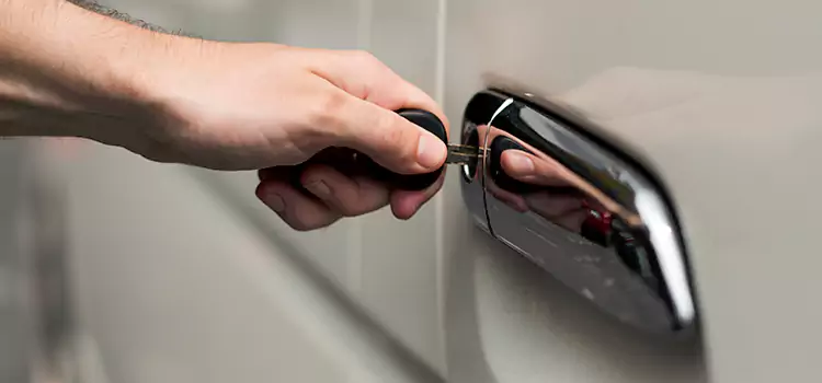 Why Choose Our Auto Locksmith Team in Bensenville, IL?